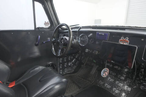 1950 International L-120