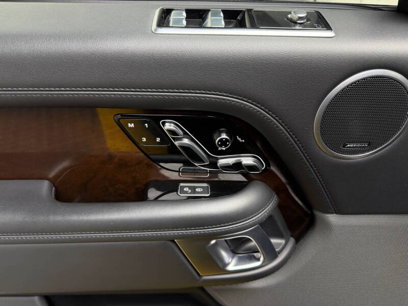 2020 Land Rover Range Rover P525 HSE