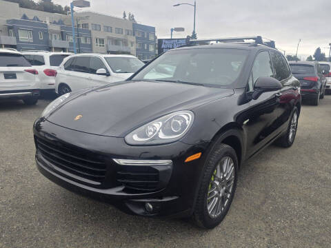 2016 Porsche Cayenne S E-Hybrid