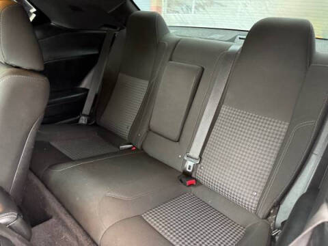 2017 Dodge Challenger SXT Plus