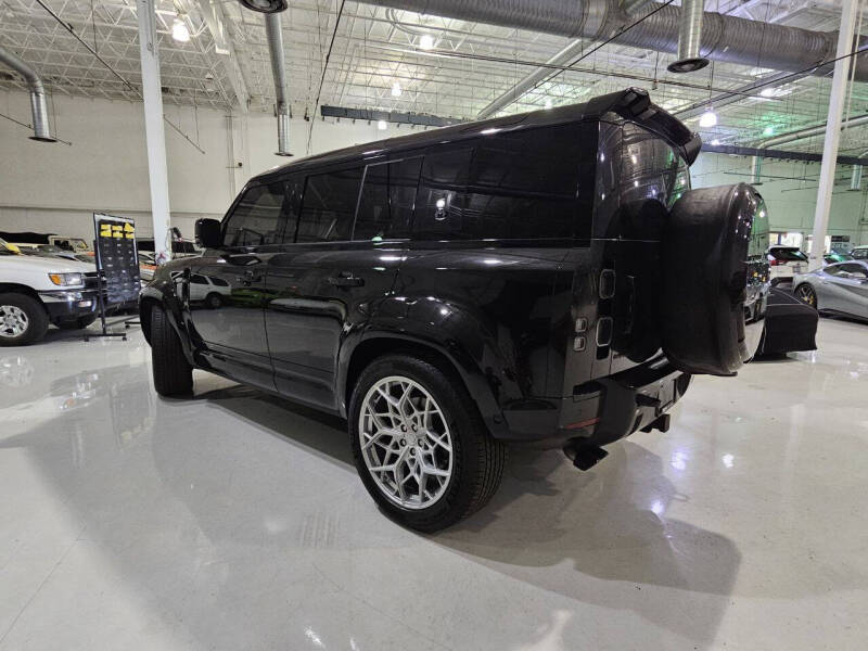 2024 Land Rover Defender 110