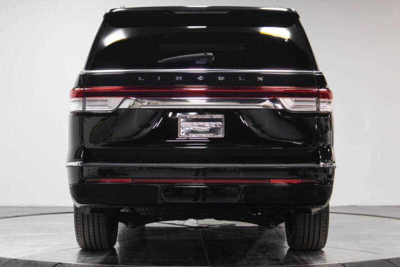 2022 Lincoln Navigator Black Label