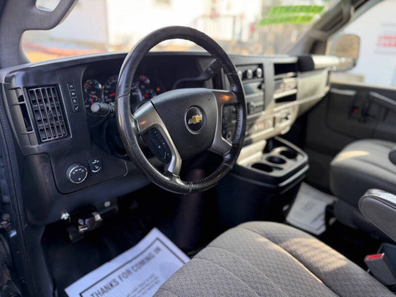 2018 Chevrolet Express 2500