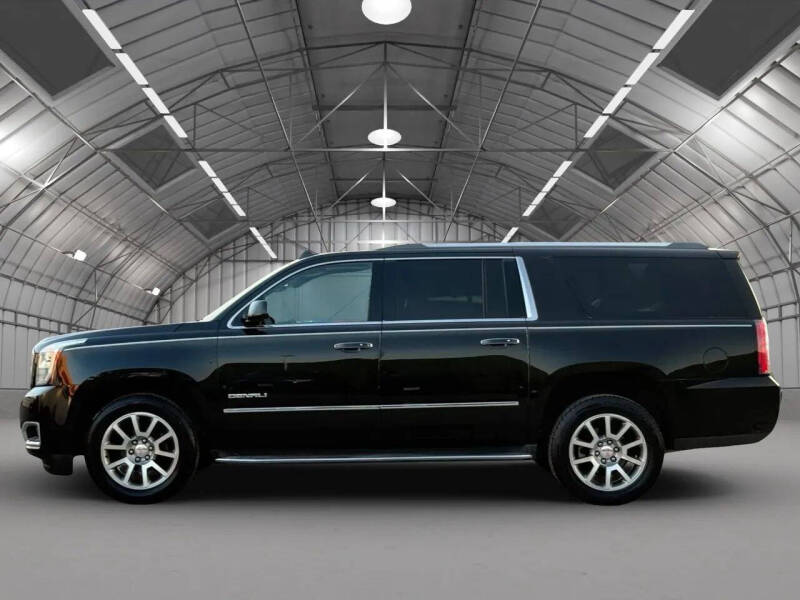 2017 GMC Yukon XL Denali
