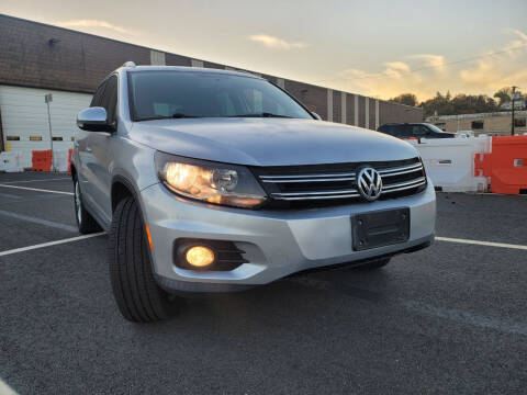 2013 Volkswagen Tiguan for sale at NUM1BER AUTO SALES LLC in Hasbrouck Heights NJ