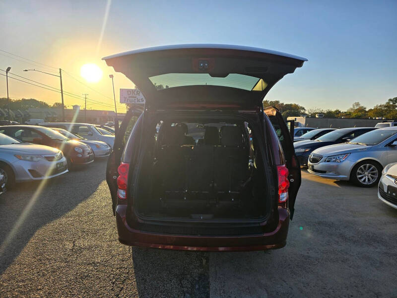 2018 Dodge Grand Caravan SE Plus