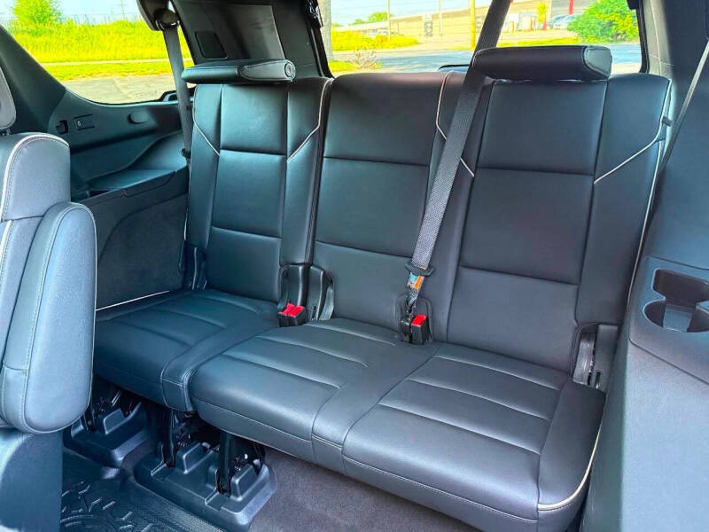 2023 Cadillac Escalade Sport