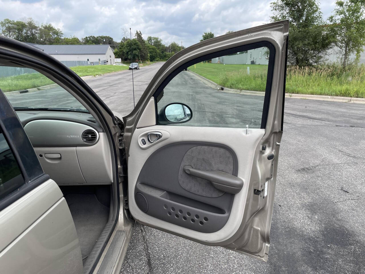 2002 Chrysler PT Cruiser for sale at Twin Cities Auctions in Elk River, MN