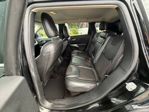 2018 Jeep Cherokee Latitude Plus