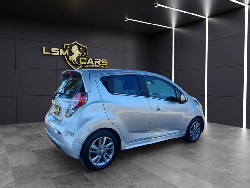 2016 Chevrolet Spark EV 2LT