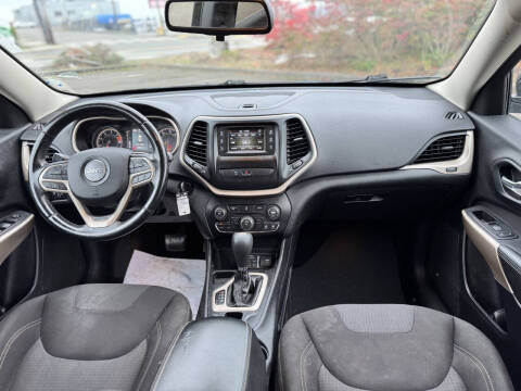 2017 Jeep Cherokee Latitude