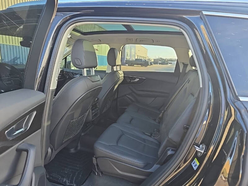 2024 Audi Q7 quattro Premium Plus 45 TFSI