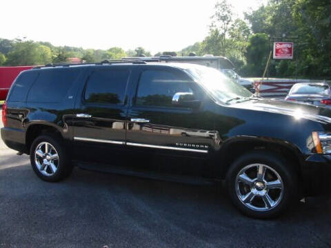 2014 Chevrolet Suburban for sale at Southern Used Cars in Dobson NC