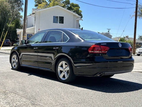2013 Volkswagen Passat SE PZEV