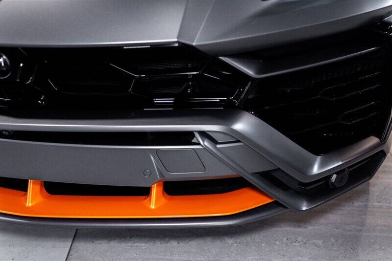 2022 Lamborghini Urus