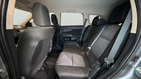 2017 Mitsubishi Outlander SE