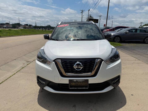 2019 Nissan Kicks SR