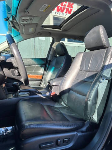 2012 Honda Accord EX-L V6 w/Navi