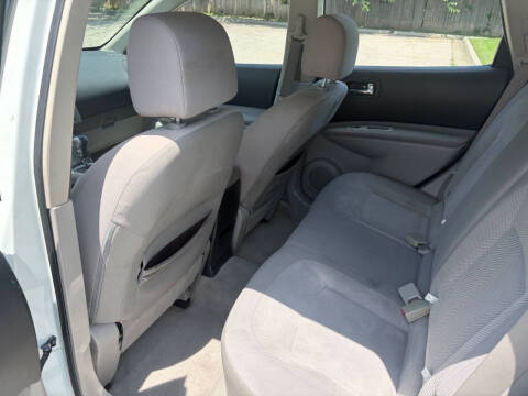 2012 Nissan Rogue S