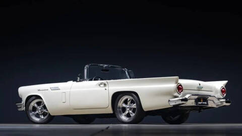 1957 Ford Thunderbird