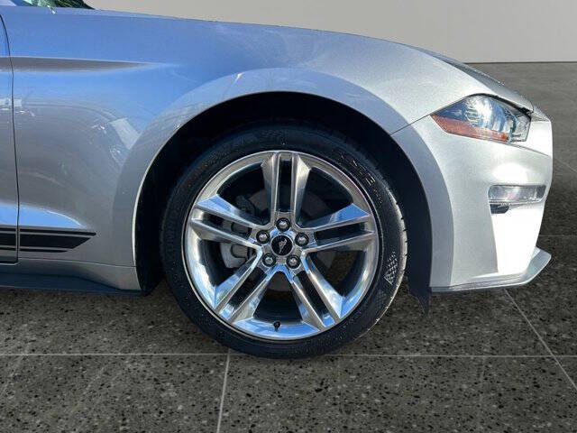 2020 Ford Mustang EcoBoost