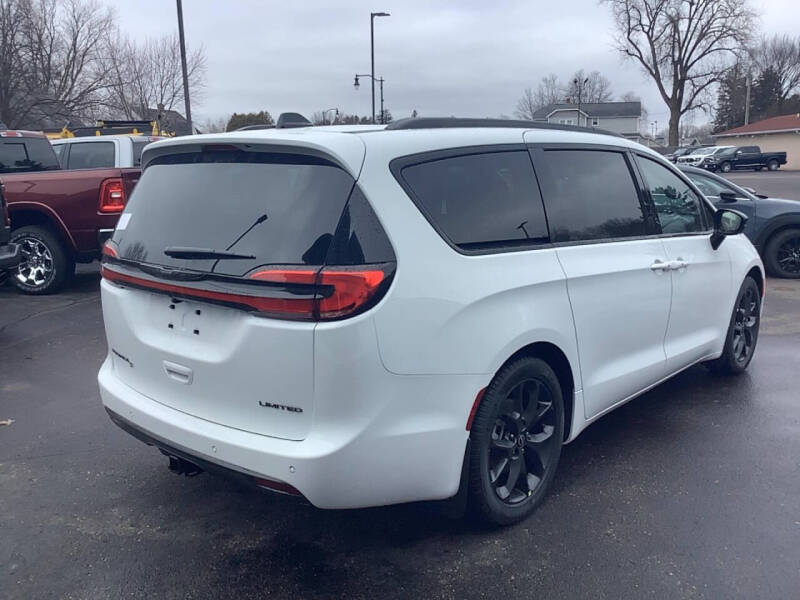 2026 Chrysler Pacifica Limited
