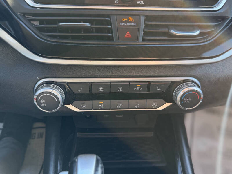 2023 Nissan Altima 2.5 SR