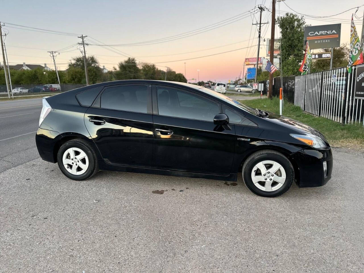 2010 Toyota Prius for sale at Central Union Auto Finance LLC in Austin, TX