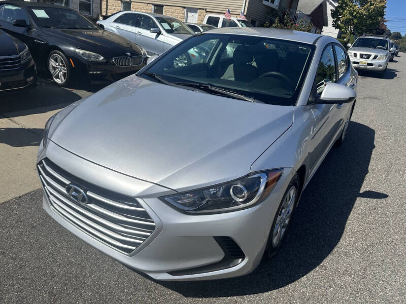 2018 Hyundai Elantra SE