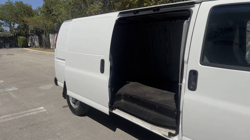 2016 Chevrolet Express 3500