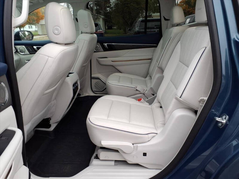 2025 Buick Enclave Avenir