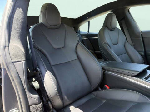 2022 Tesla Model S Plaid