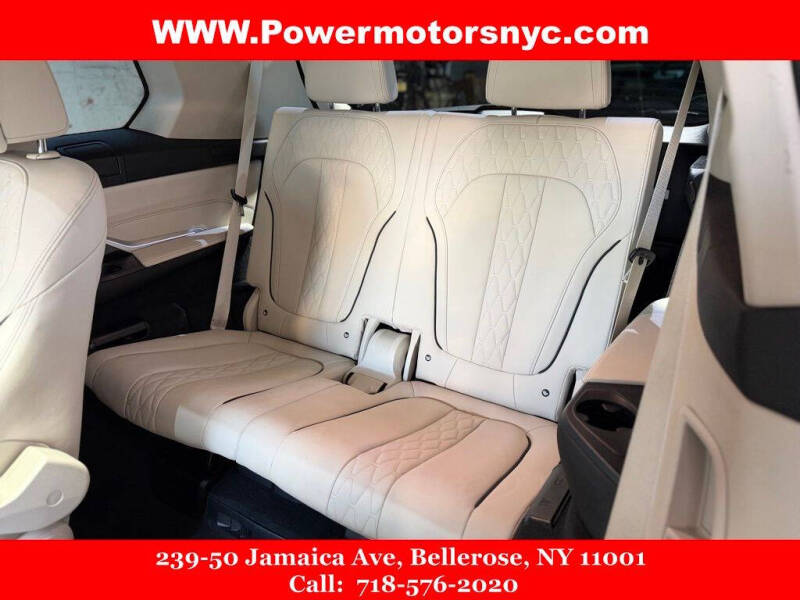 2022 BMW X7 xDrive40i