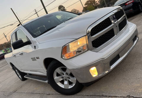 2016 RAM 1500 SLT