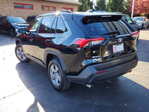 2025 Toyota RAV4 Hybrid LE