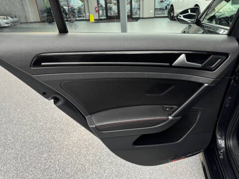 2016 Volkswagen Golf GTI