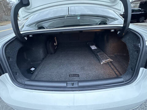 2015 Volkswagen Passat 1.8T SEL Premium