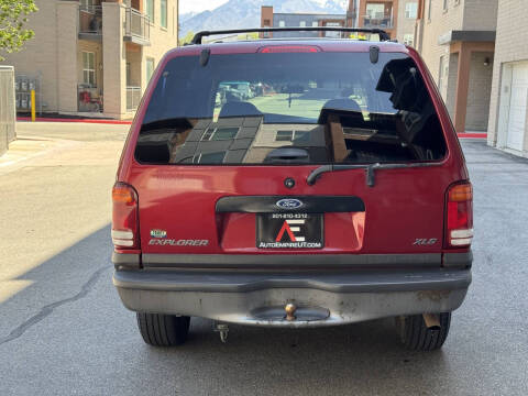 2000 Ford Explorer XLS