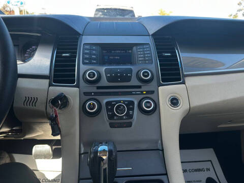 2019 Ford Taurus SEL