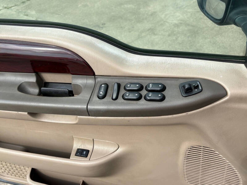 2004 Ford Excursion Eddie Bauer
