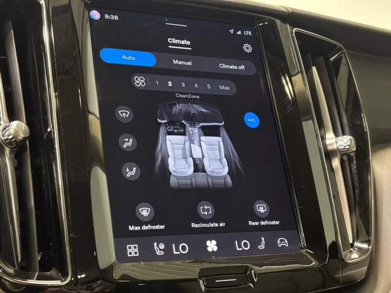 2023 Volvo XC60 B5 Core