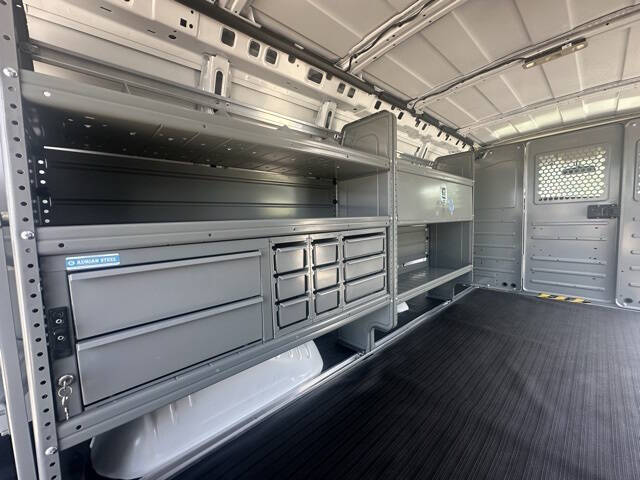 2024 Chevrolet Express 2500