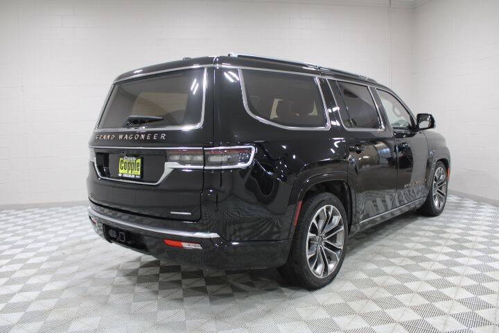 2022 Jeep Grand Wagoneer Series III