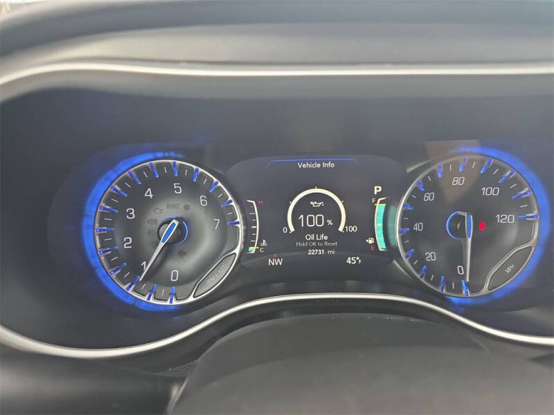 2024 Chrysler Pacifica Touring L