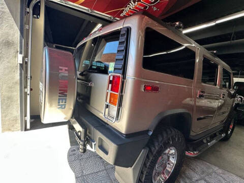 2004 HUMMER H2