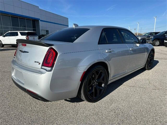 2022 Chrysler 300 S V6