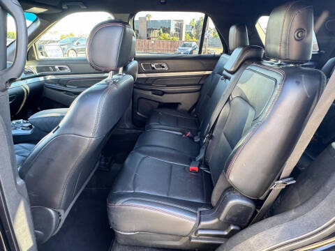 2017 Ford Explorer Sport