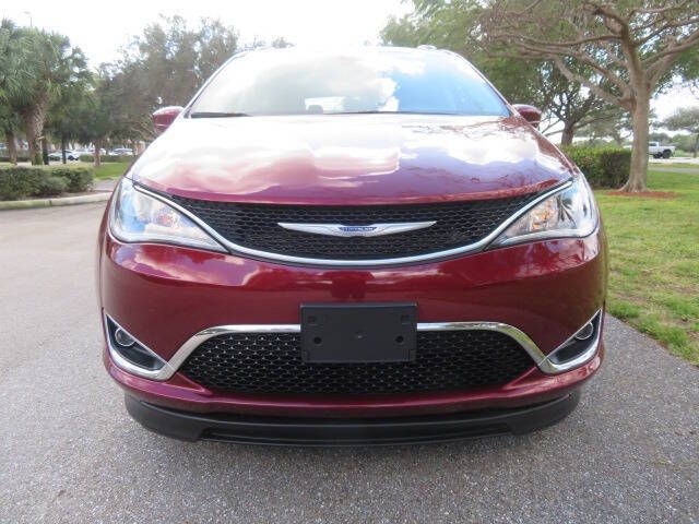 2020 Chrysler Pacifica Touring L Plus