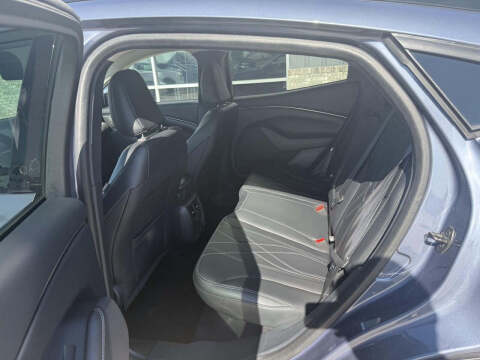 2021 Ford Mustang Mach-E Select