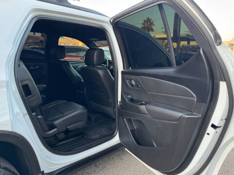 2022 Chevrolet Traverse LT Leather